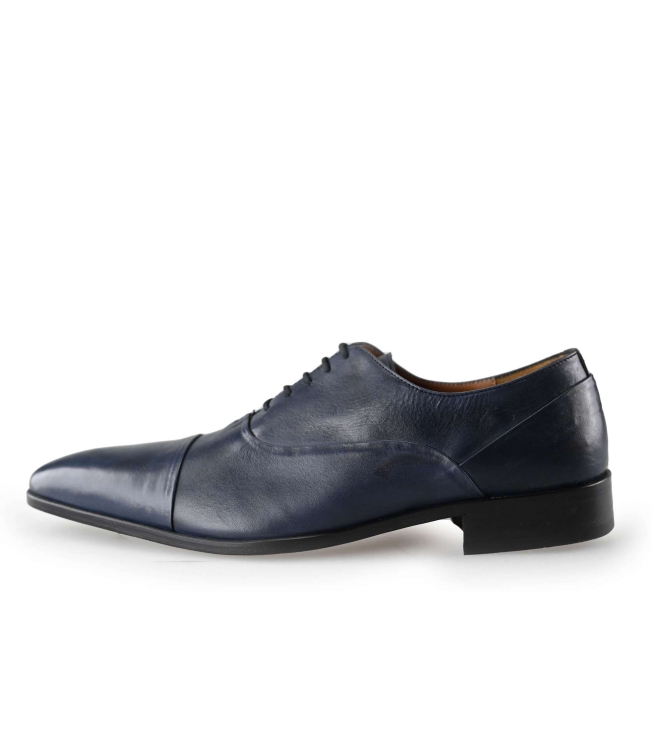 Schnürschuhe