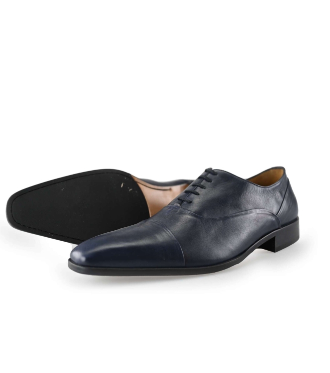 Schnürschuhe