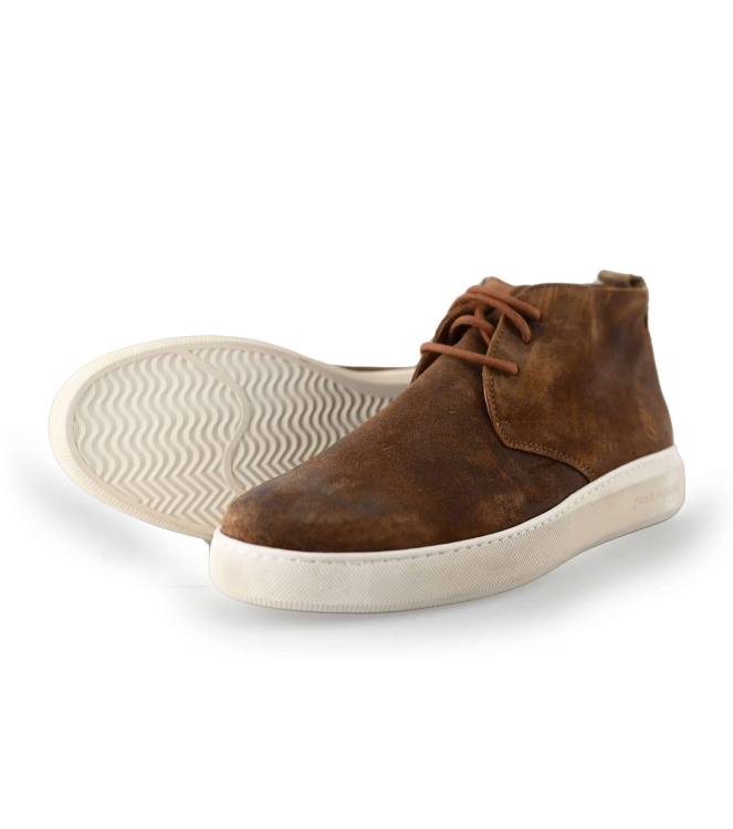 Schnürstiefel