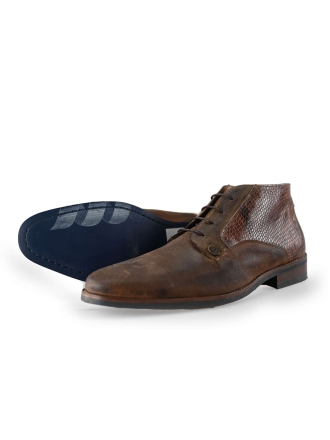 Schnürschuhe