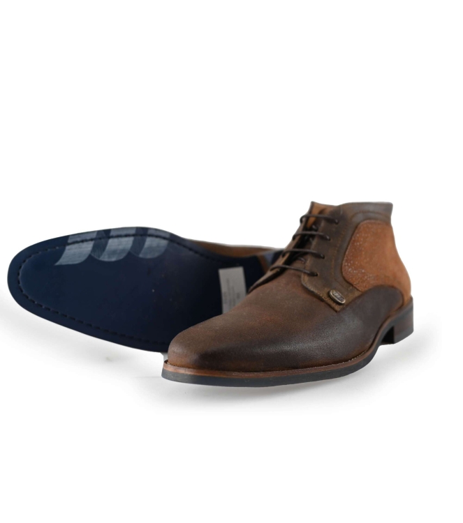 Schnürschuhe