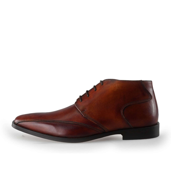 Schnürschuhe