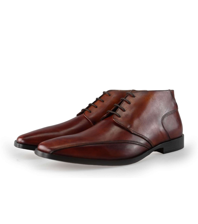 Schnürschuhe