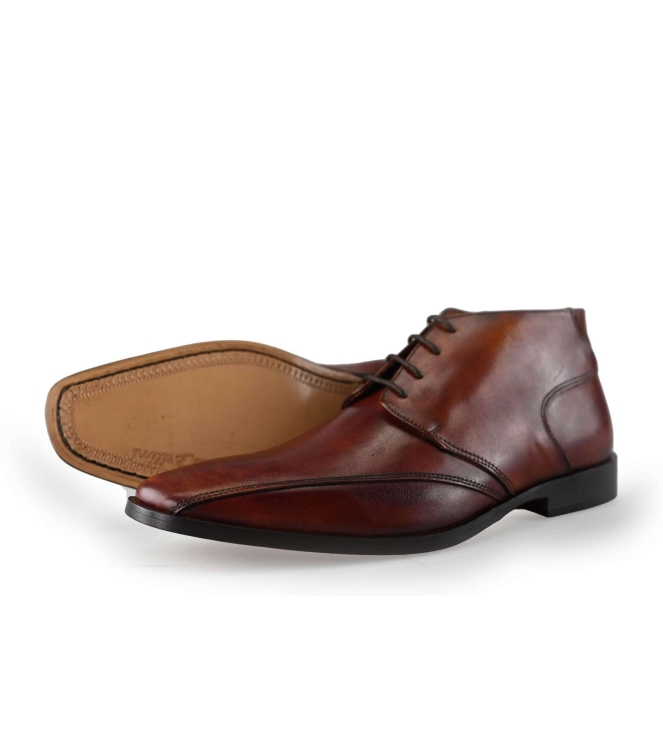 Schnürschuhe