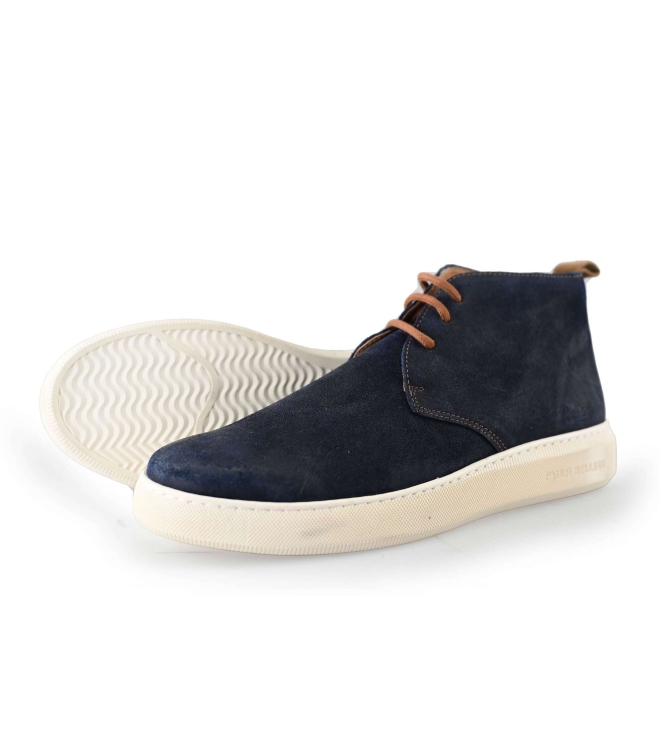 Schnürschuhe