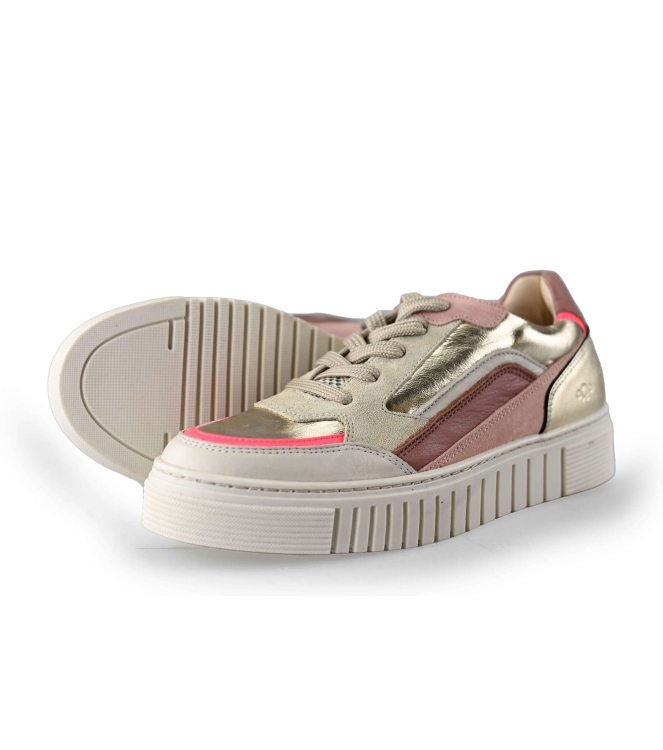 AQA Sneaker