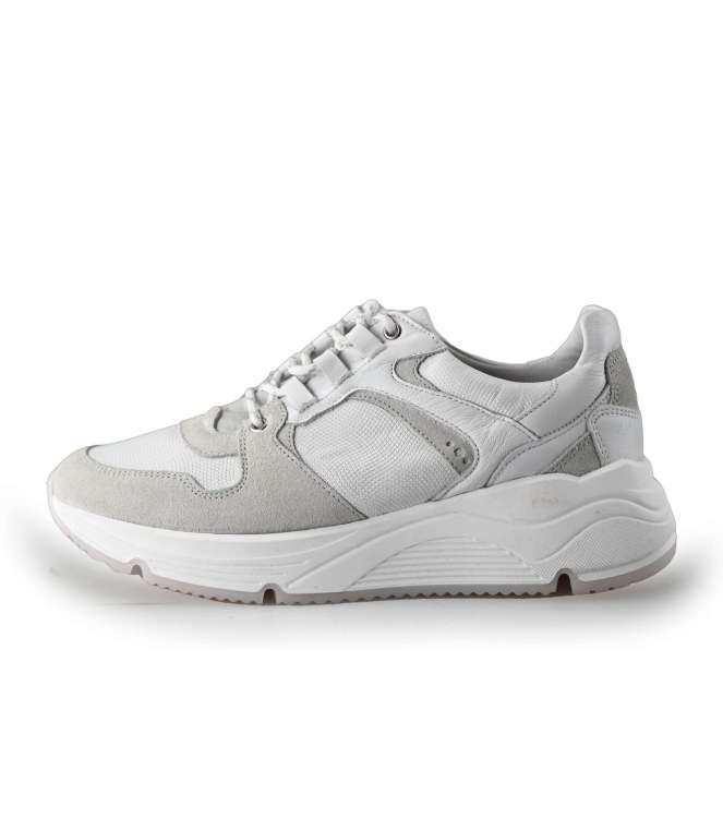 AQA Sneaker