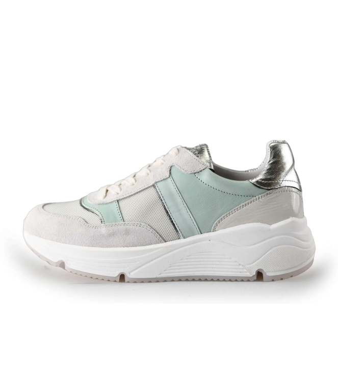 AQA Sneaker