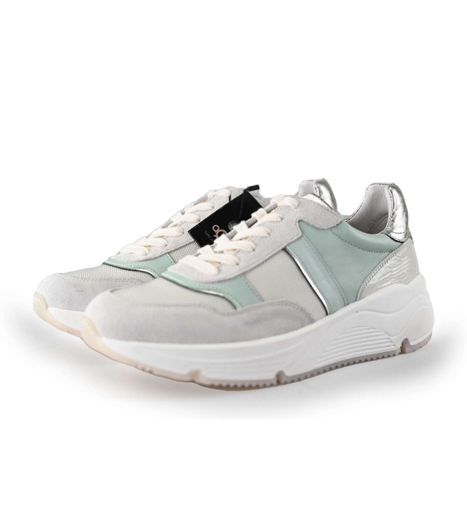 AQA Sneaker