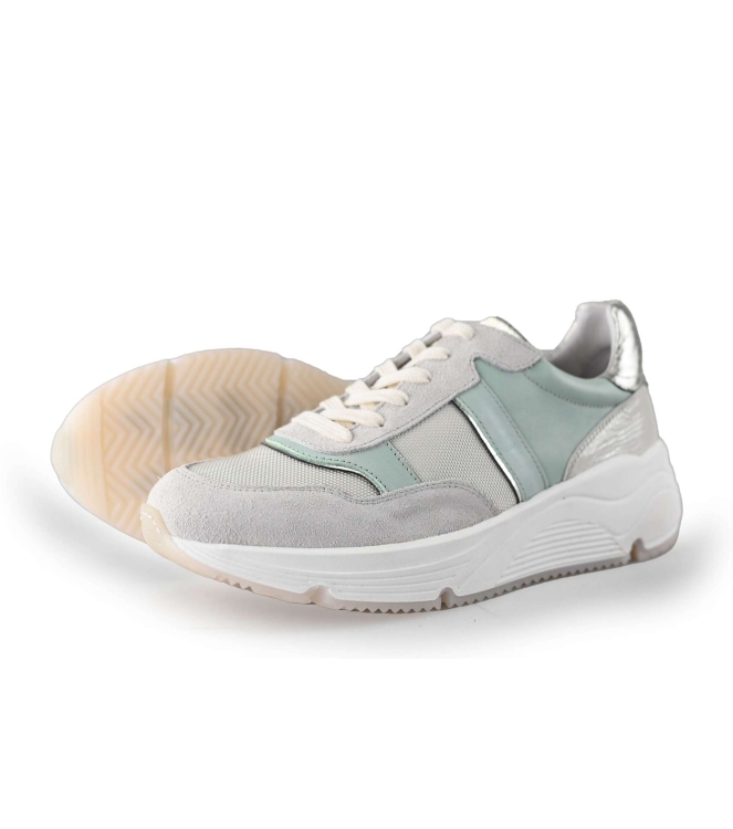 AQA Sneaker