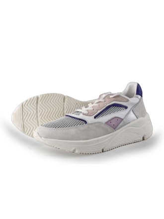 Giga Sneaker