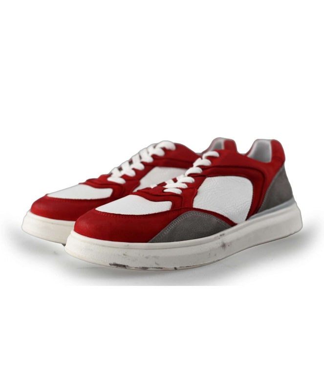 AQA Sneaker