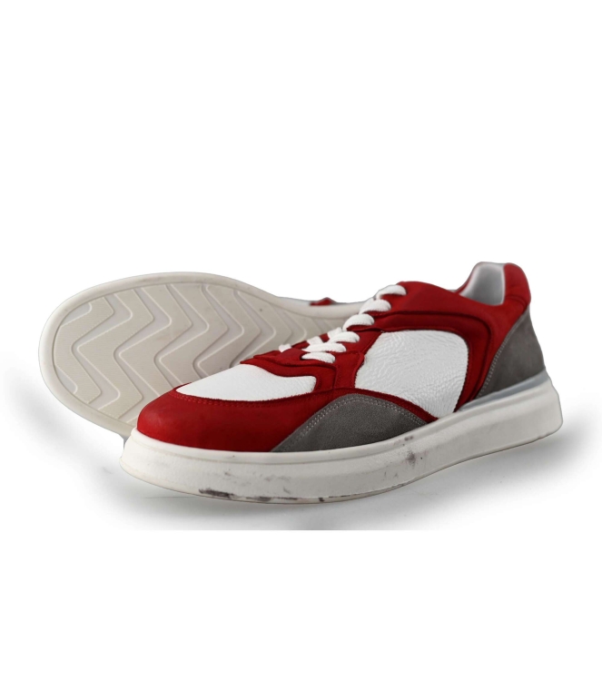 AQA Sneaker