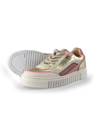 AQA Sneaker