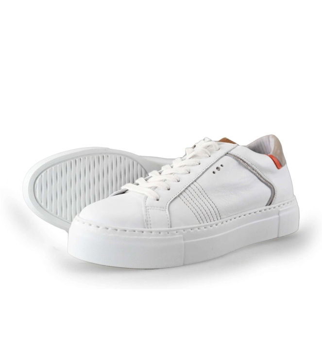AQA Sneaker