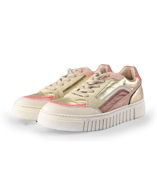 AQA Sneaker