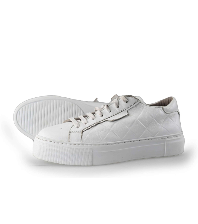 AQA Sneaker