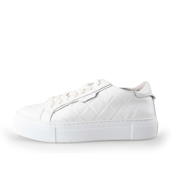 AQA Sneaker