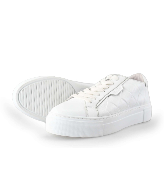 AQA Sneaker