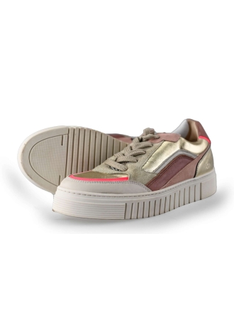 AQA Sneaker