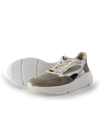 Giga Sneaker