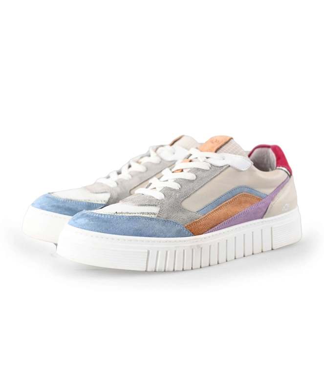 AQA Sneaker