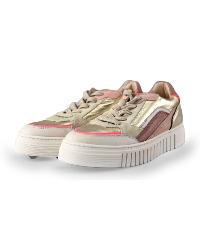AQA Sneaker