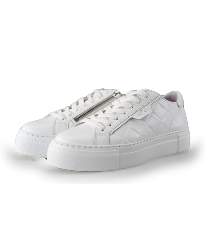 AQA Sneaker