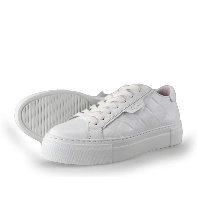 AQA Sneaker
