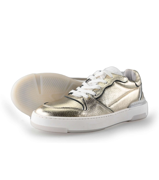 AQA Sneaker