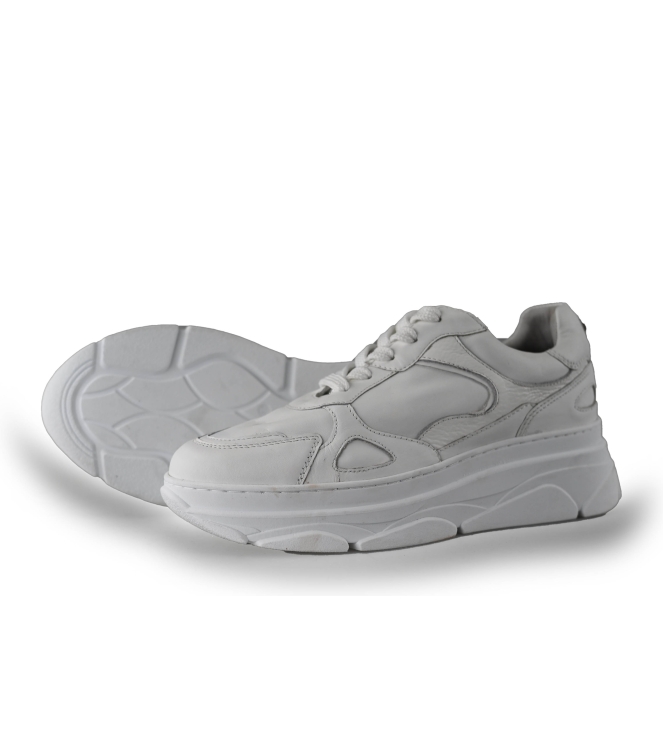 Omoda Sneaker