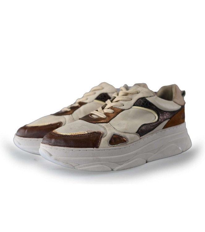 Omoda Sneaker