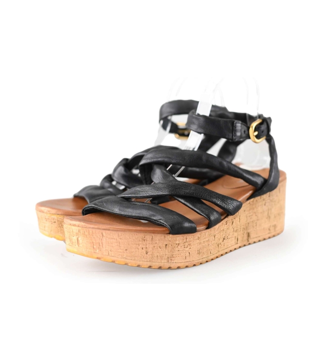 Omoda Keilschuhe