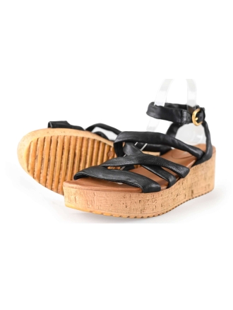 Omoda Keilschuhe