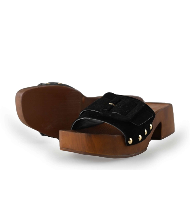 Notre-V Flip-Flops