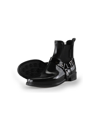 Chelsea boots