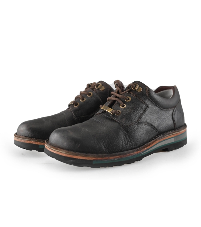 Schnürstiefel