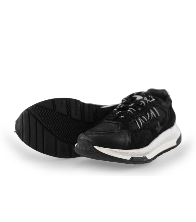 Giga Sneaker