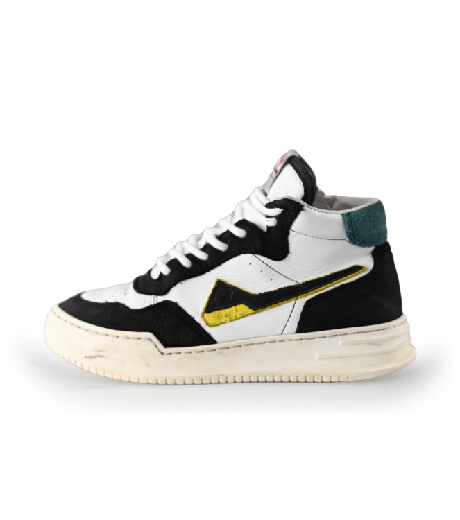 Giga Hohe Sneaker