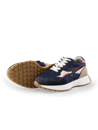 Giga Sneaker