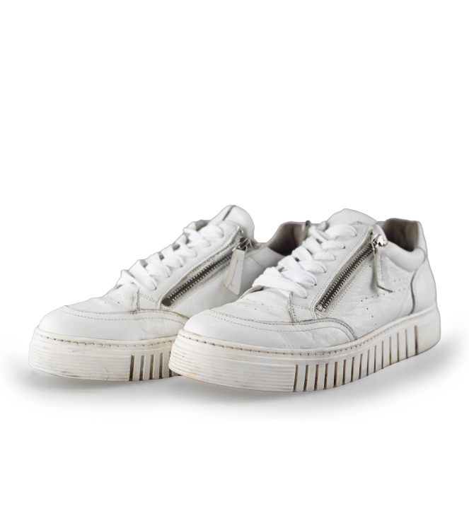 AQA Sneaker