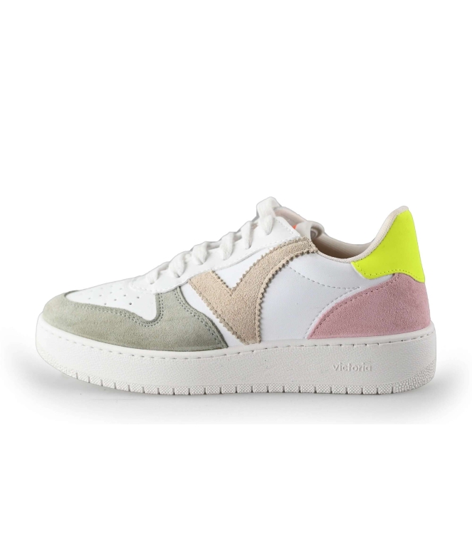 Victoria Sneaker