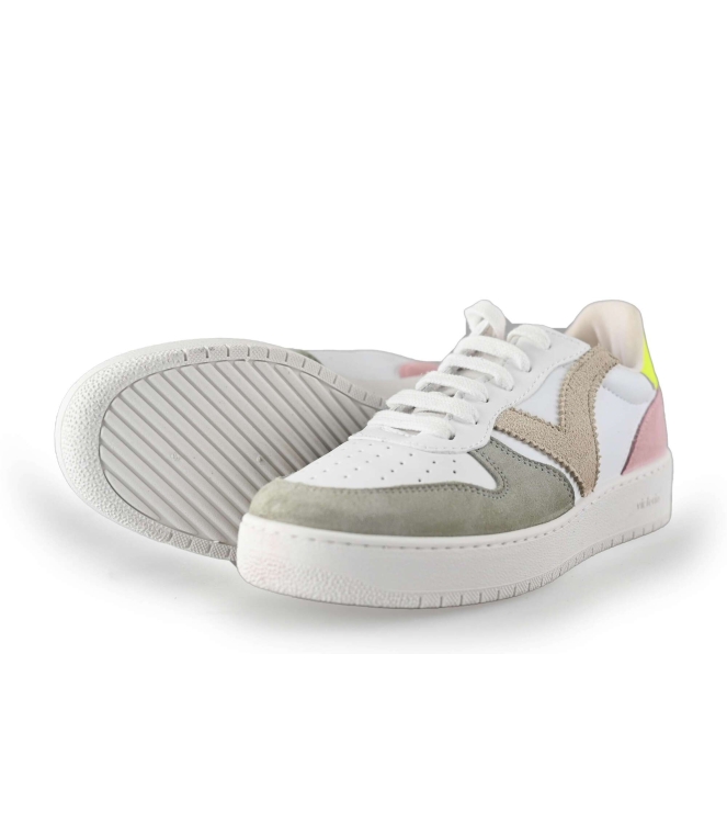 Victoria Sneaker