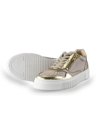 AQA Sneaker