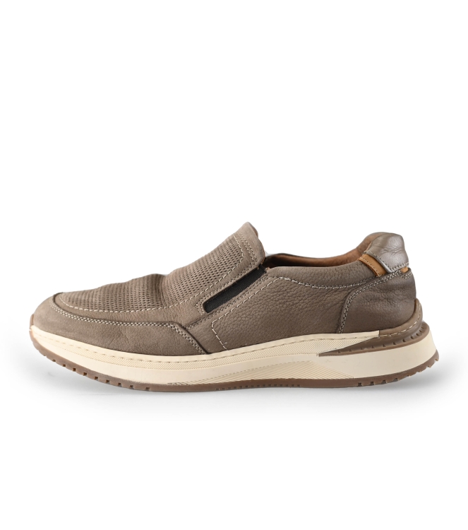 Outfielder Slip-ons