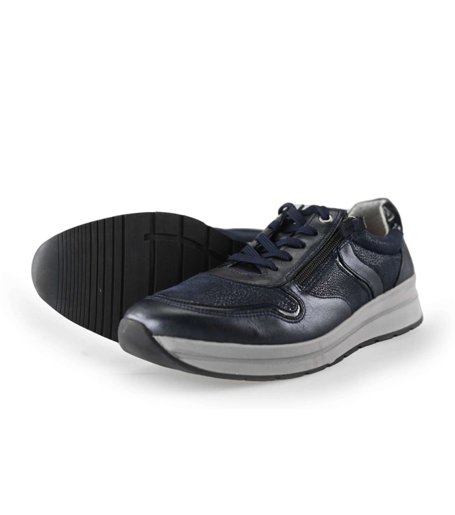 Feyn Sneaker