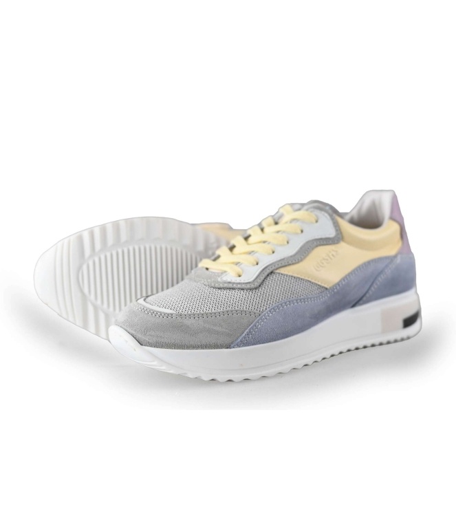 Giga Sneaker