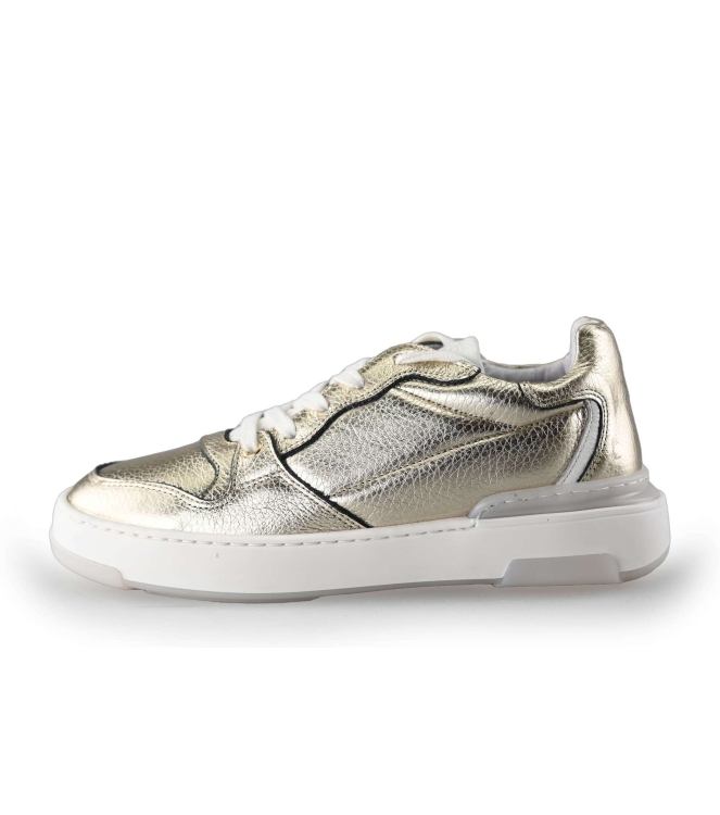 AQA Sneaker