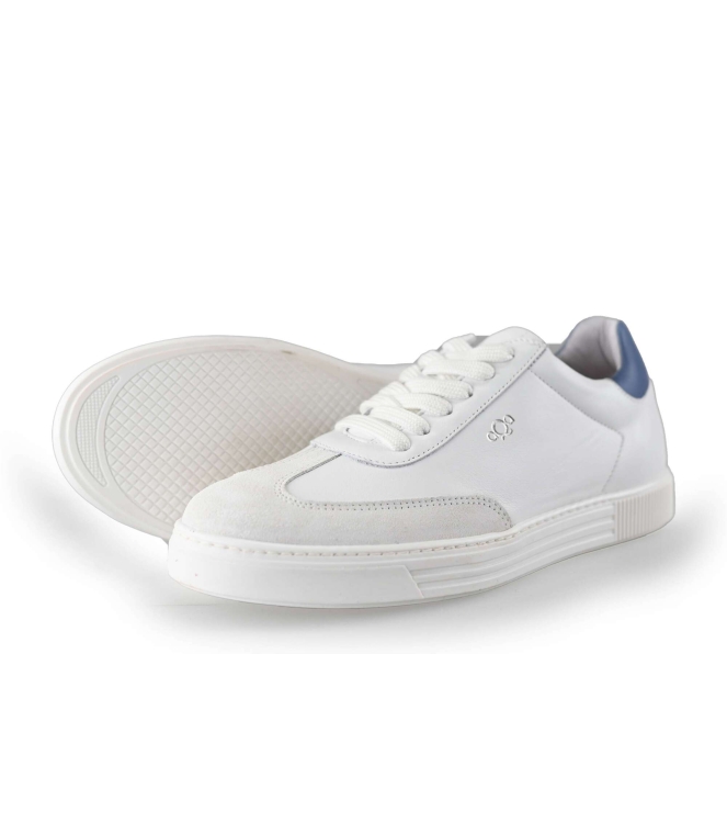 AQA Sneaker