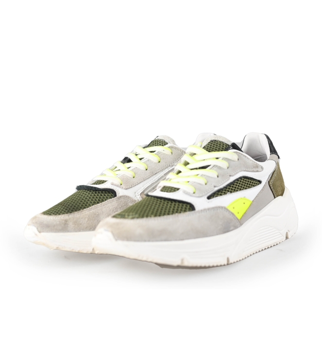 Giga Sneaker